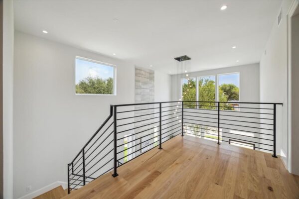 2202 Hewitt Drive  Houston 77018 Harris - Image 19