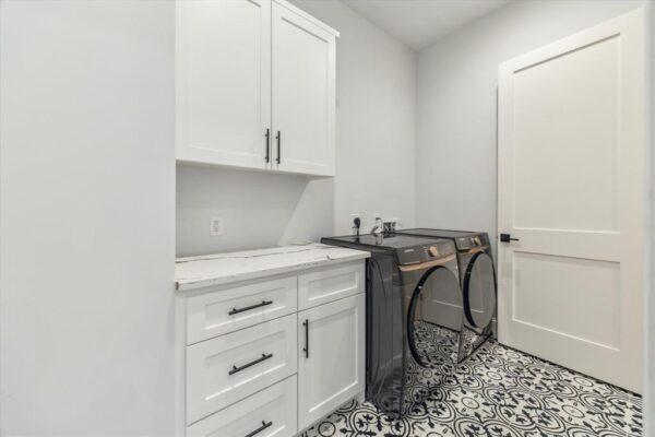 2202 Hewitt Drive  Houston 77018 Harris - Image 27