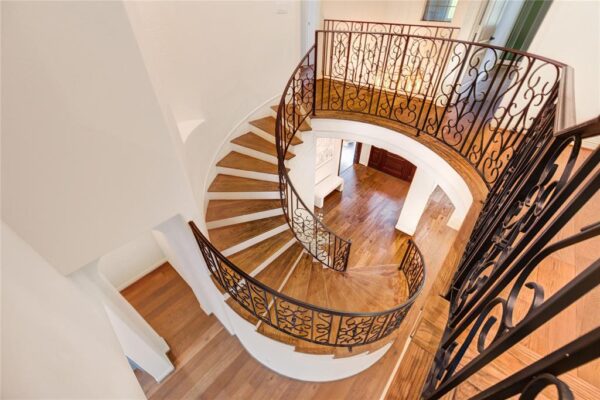 1403 Wakefield Drive  Houston 77018 Harris - Image 3