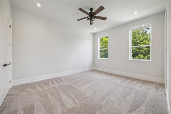 2202 Hewitt Drive  Houston 77018 Harris - Image 31