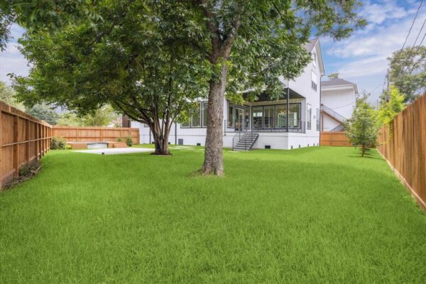 2202 Hewitt Drive  Houston 77018 Harris - Image 40