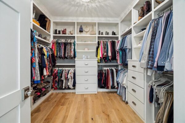 221 W 26th Street B Houston 77008 Harris - Image 17