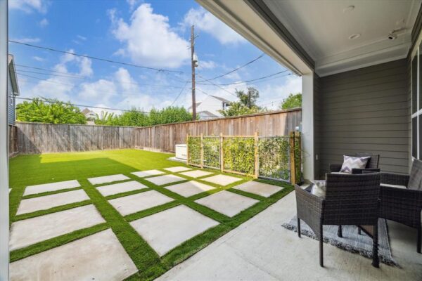 221 W 26th Street B Houston 77008 Harris - Image 24