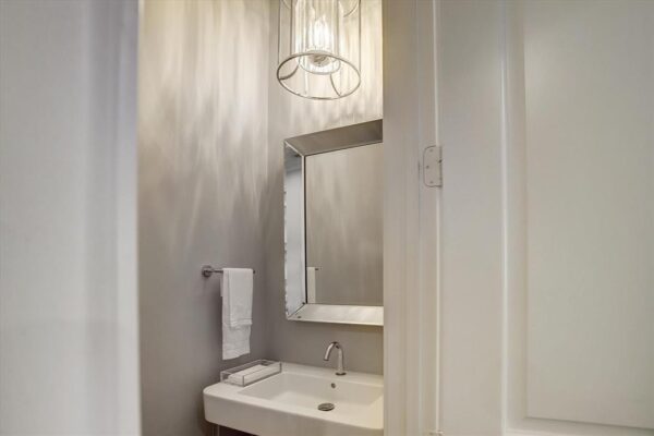 2308 Briarglen Drive  Houston 77027 Harris - Image 15
