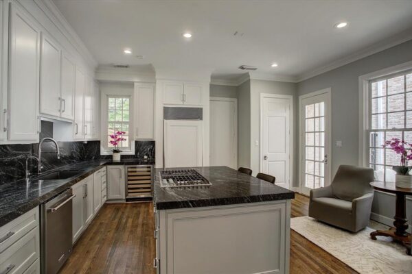 2308 Briarglen Drive  Houston 77027 Harris - Image 18
