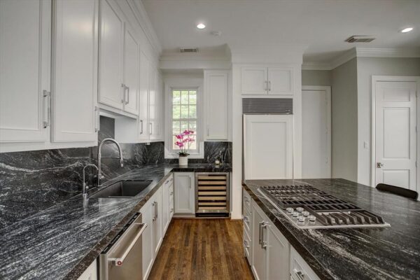 2308 Briarglen Drive  Houston 77027 Harris - Image 19