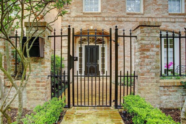 2308 Briarglen Drive  Houston 77027 Harris - Image 3