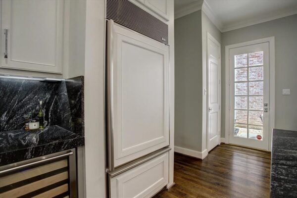 2308 Briarglen Drive  Houston 77027 Harris - Image 22