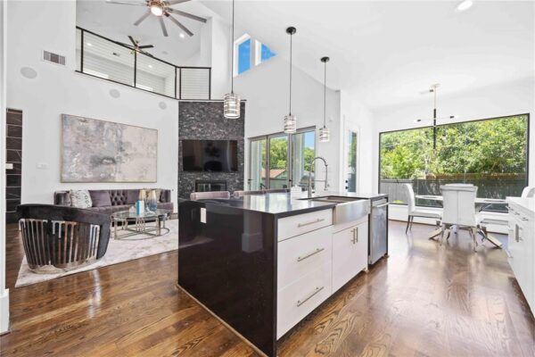 2310 Althea Drive  Houston 77018 Harris - Image 2