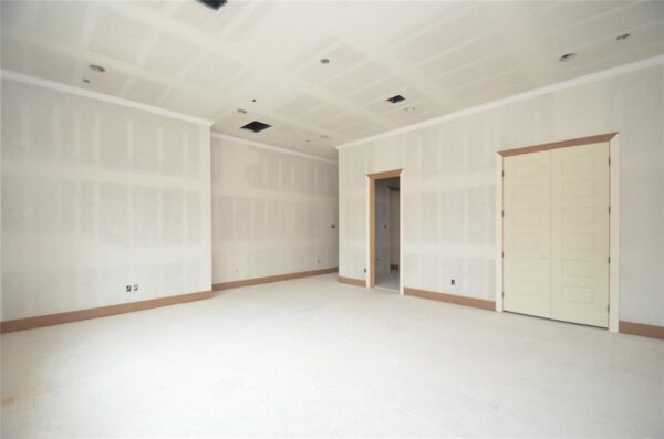 2311 Saxon Drive  Houston 77018 Harris - Image 12