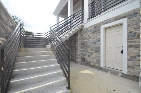 2311 Saxon Drive  Houston 77018 Harris - Image 16