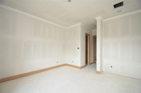 2311 Saxon Drive  Houston 77018 Harris - Image 20