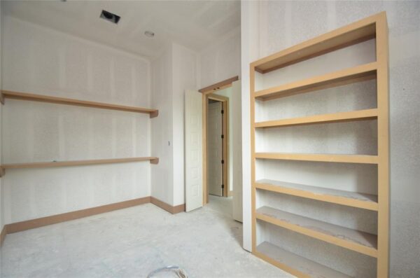 2311 Saxon Drive  Houston 77018 Harris - Image 26