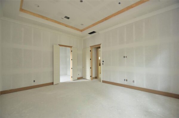 2311 Saxon Drive  Houston 77018 Harris - Image 4