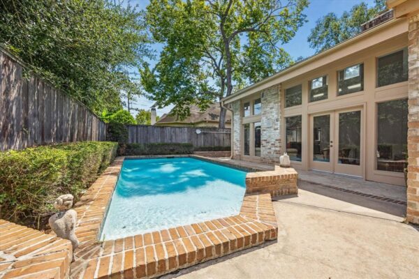 24 W Broad Oaks Drive  Houston 77056 Harris - Image 16