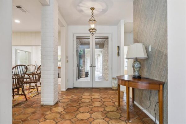 24 W Broad Oaks Drive  Houston 77056 Harris - Image 4