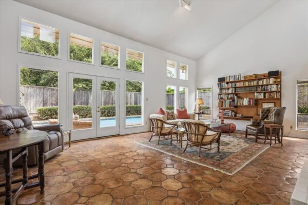24 W Broad Oaks Drive  Houston 77056 Harris - Image 5