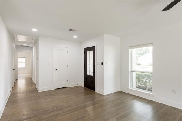 2413 Briarhurst Drive  Houston 77057 Harris - Image 4