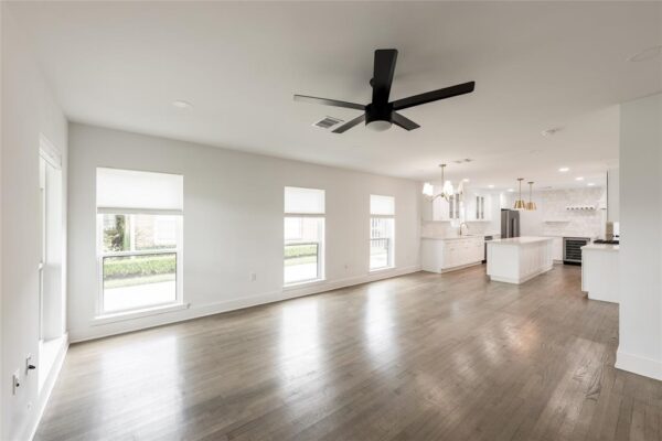 2413 Briarhurst Drive  Houston 77057 Harris - Image 6