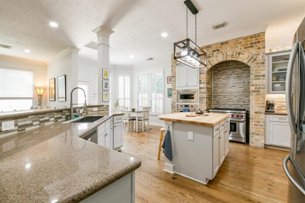 2442 Chimney Rock Road  Houston 77056 Harris - Image 16