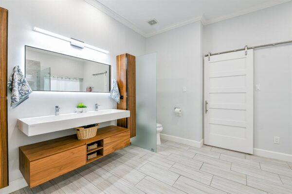 2442 Chimney Rock Road  Houston 77056 Harris - Image 29