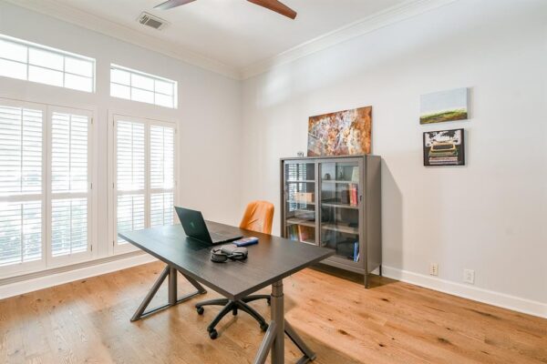 2442 Chimney Rock Road  Houston 77056 Harris - Image 8