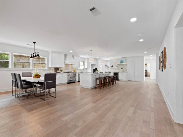 2501 Briarhurst Drive  Houston 77057 Harris - Image 3