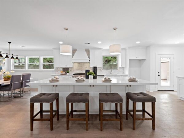 2501 Briarhurst Drive  Houston 77057 Harris - Image 6