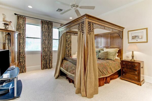 256 S Post Oak Lane  Houston 77056 Harris - Image 34