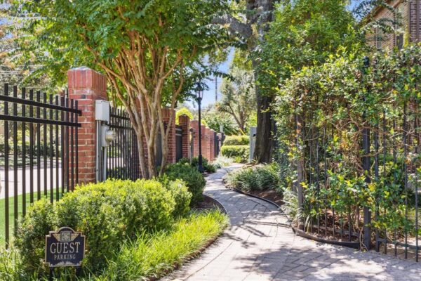 2603 W Lane Drive E Houston 77027 Harris - Image 3