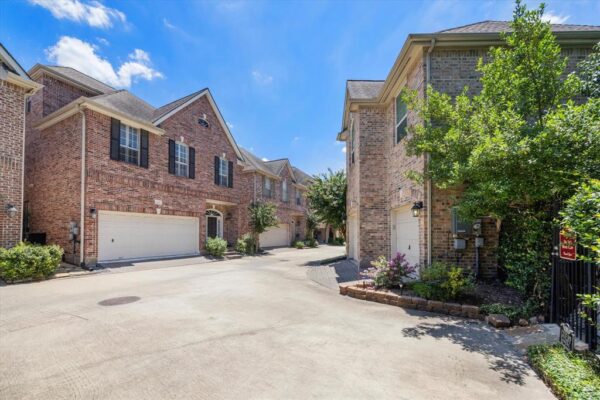 2603 W Lane Drive E Houston 77027 Harris - Image 39