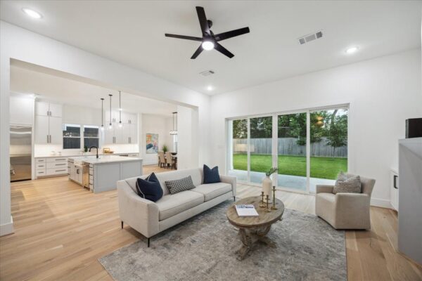 308 E 26th Street  Houston 77008 Harris - Image 12