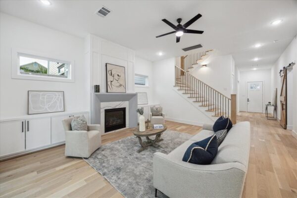 308 E 26th Street  Houston 77008 Harris - Image 13