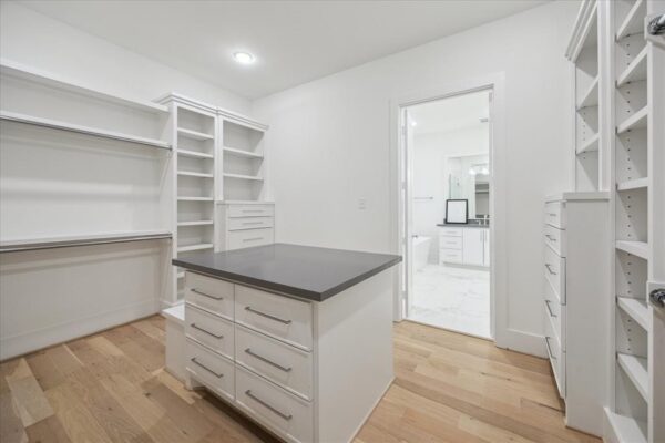 308 E 26th Street  Houston 77008 Harris - Image 29