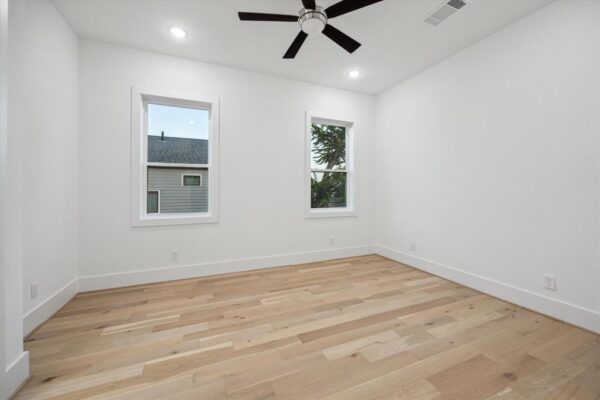308 E 26th Street  Houston 77008 Harris - Image 30