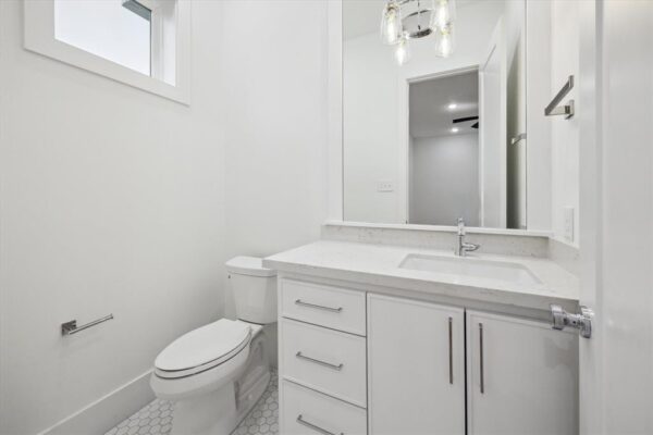 308 E 26th Street  Houston 77008 Harris - Image 36