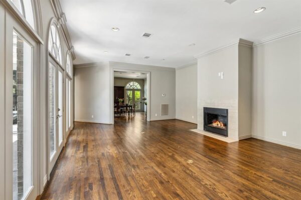 311 Indian Bayou  Houston 77057 Harris - Image 11