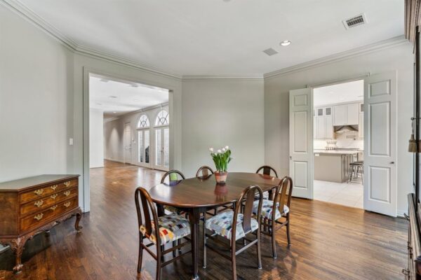 311 Indian Bayou  Houston 77057 Harris - Image 14