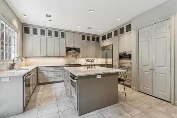 311 Indian Bayou  Houston 77057 Harris - Image 17