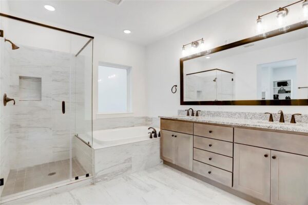 3124 Somerset Levens Lane  Houston 77055 Harris - Image 17