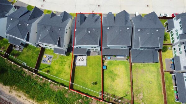 3124 Somerset Levens Lane  Houston 77055 Harris - Image 30