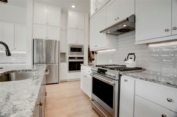 3124 Somerset Levens Lane  Houston 77055 Harris - Image 7