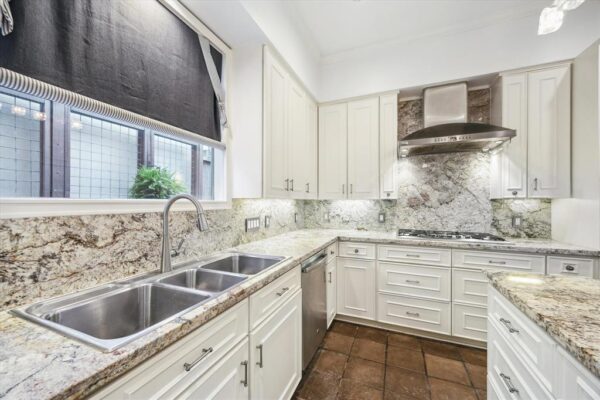 3126 Mid Lane  Houston 77027 Harris - Image 20