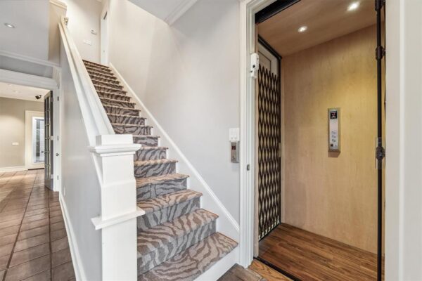 3126 Mid Lane  Houston 77027 Harris - Image 7