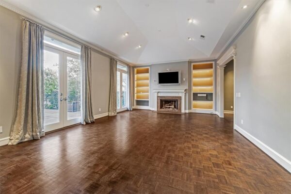 3126 Mid Lane  Houston 77027 Harris - Image 8