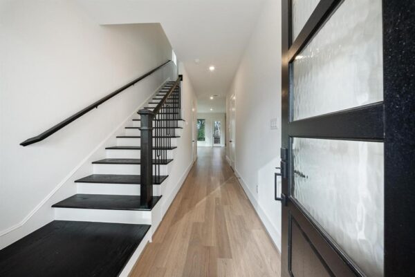 316 Terra Reserve Place  Houston 77079 Harris - Image 2