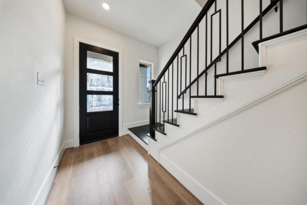 316 Terra Reserve Place  Houston 77079 Harris - Image 3