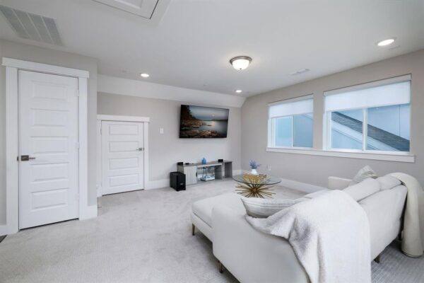 3204 Ridgeway Valley Lane  Houston 77055 Harris - Image 32
