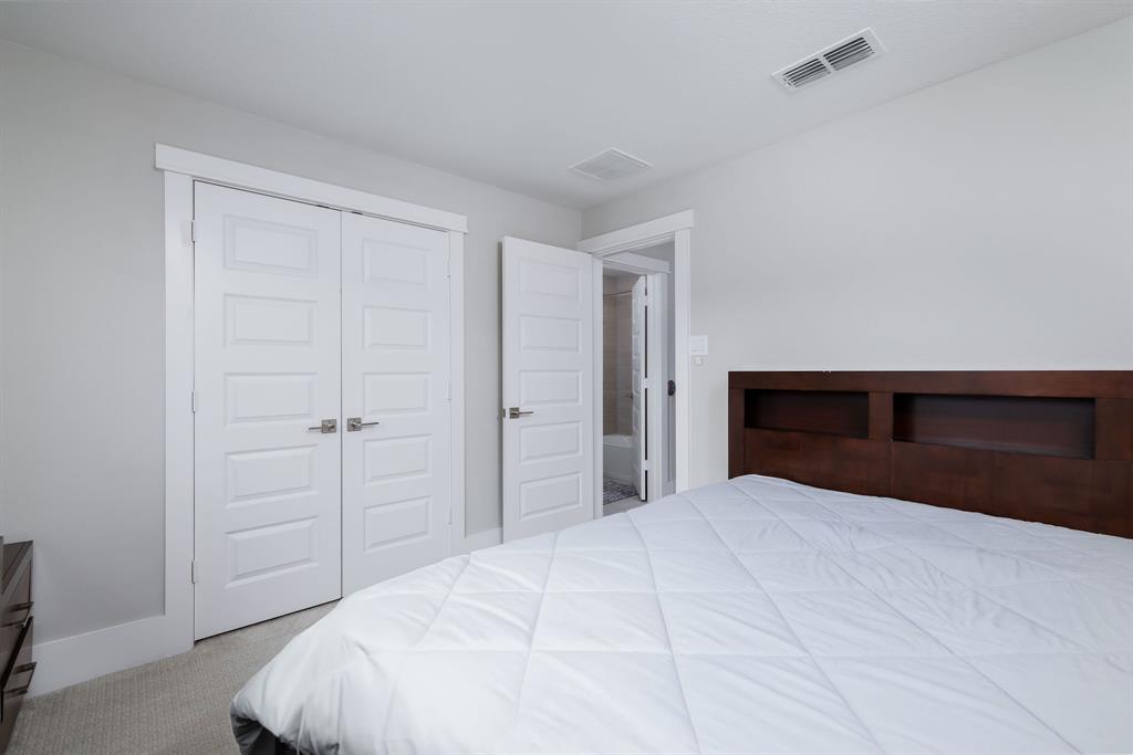 3204 Ridgeway Valley Lane  Houston 77055 Harris - Image 35