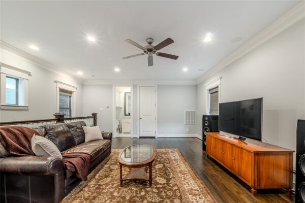 326 W 24th Street  Houston 77008 Harris - Image 33